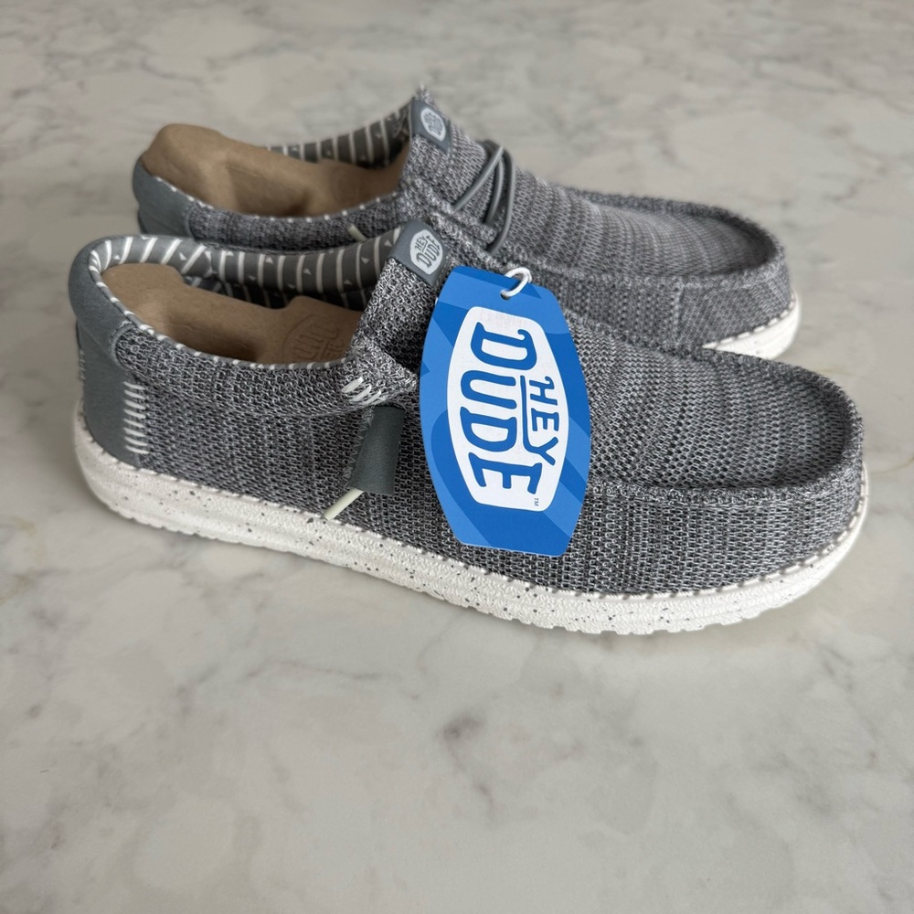 NWT Size 8 Hey Dude Men's Charcoal Knit Sneakers
